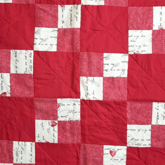 Vintage Handmade Patchwork Love Heart Red Quilt Blanket 26.5" X 26.5" - Picture 3 of 8